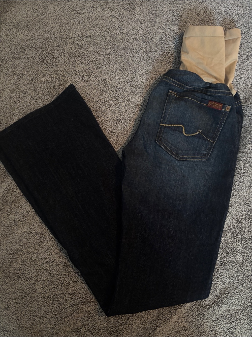 Womens Maternity 7 For All Mankind Dark Blue Bootcut Jeans. Pea in the Pod